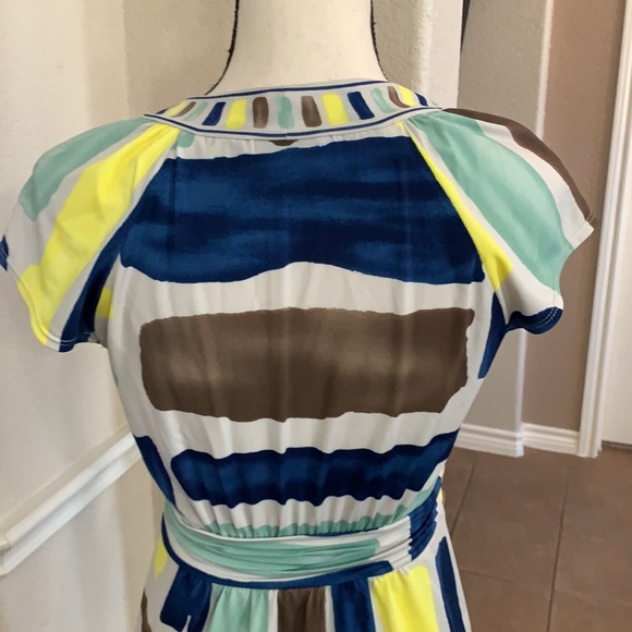 BCBGMAXAZRIA blue, green, brown & yellow geometric striped short sleeve top - Picture 10 of 17